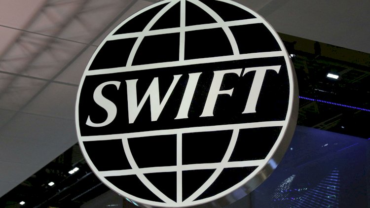    Belarusun 3 bankı SWIFT-dən kənarlaşdırılır   