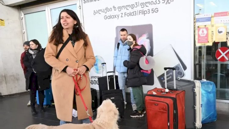    Müharibə əleyhinə kütləvi köç: Rusiyanı tərk edən ruslar hara gedirlər?   