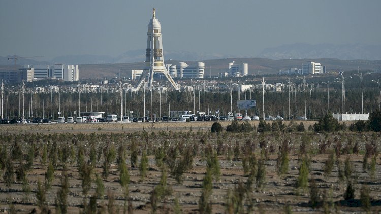    Türkmənistanda prezient seçkiləri keçirilir   