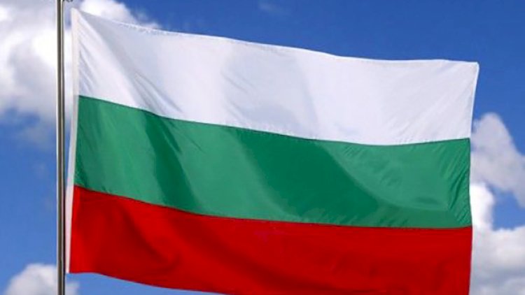    Bolqarıstan 10 rus diplomatını ölkədən çıxarır   