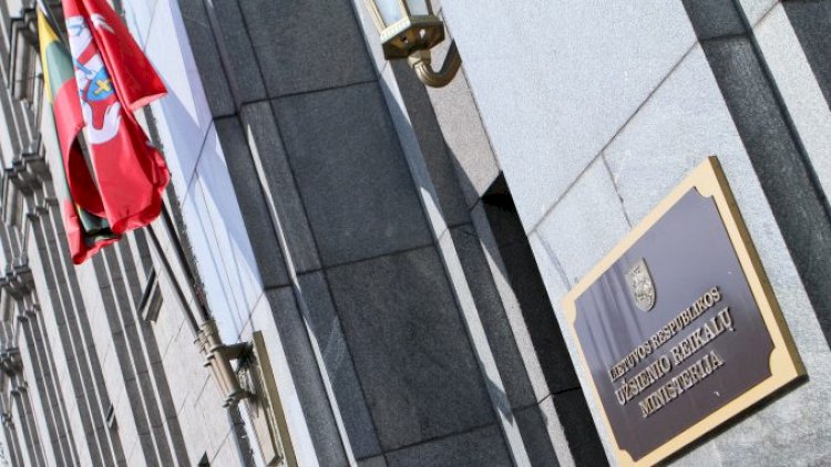    Baltikyanı ölkələr 10 rus diplomatı qovdu   