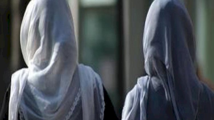    Ekspert yeni məktəbli formalarından danışdı:   “Ümumiyyətlə məktəblərdə hicab olmamalıdır”