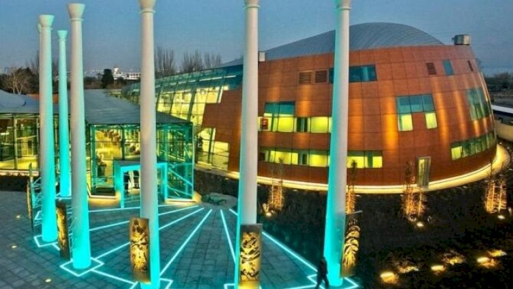    Səsini ilk dəfə qrammofon valına yazdırmış azərbaycanlı qadın xanəndə   