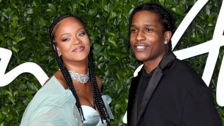    Rihanna ana oldu   
