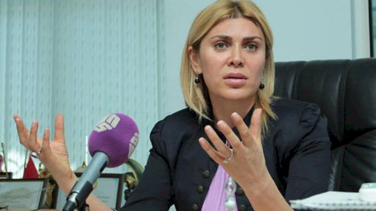    “Çox zərbələr alıram, söyülürəm” - Xoşqədəm Hidayətqızı   