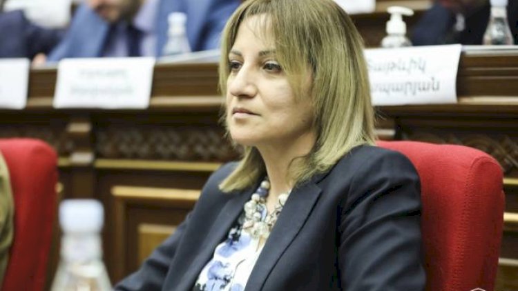    Paşinyanın partiydaşı deputat mandatından imtina etdi   