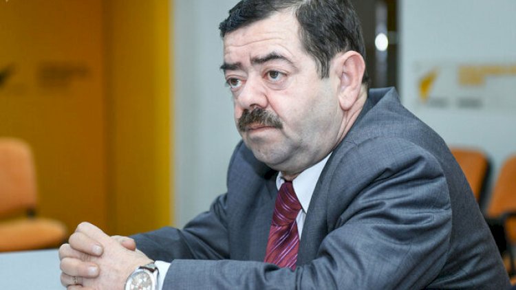    Qızının toyunda göz yaşlarına hakim ola bilmədi - Video   