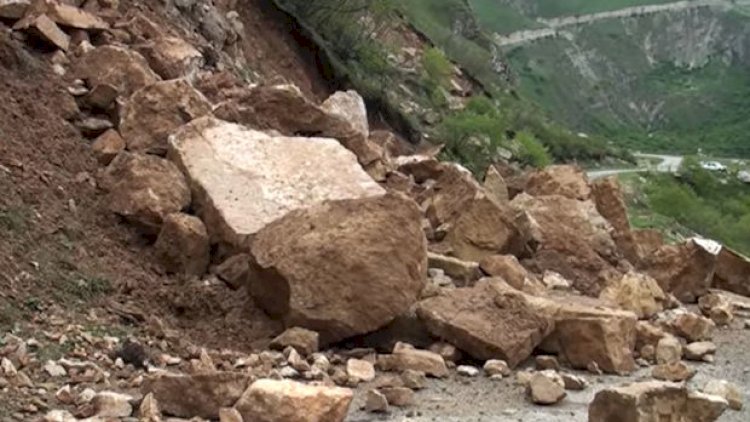    Sel nəticəsində Quba-Xınalıq yolu bağlandı - Video   