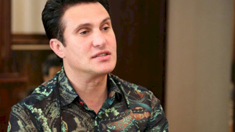    “Əvvəl ağır oğlan idi, indi “TikTok”da bambılılıq edir”   