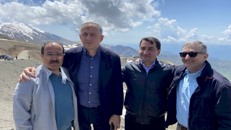    Kəlbəcərdə olan səfir: “Murovdağın zirvəsindən salamlar”   