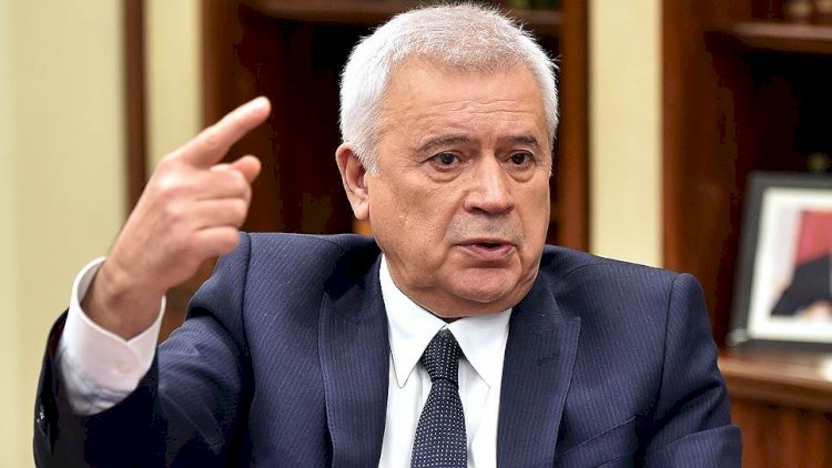    Vahid Ələkbərovun səlahiyyətlərinə xitam verildi   