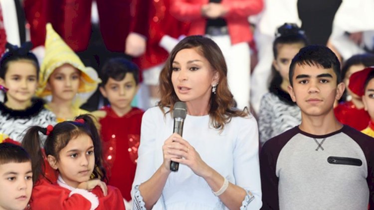    Mehriban Əliyeva uşaqları təbrik etdi - FOTO   