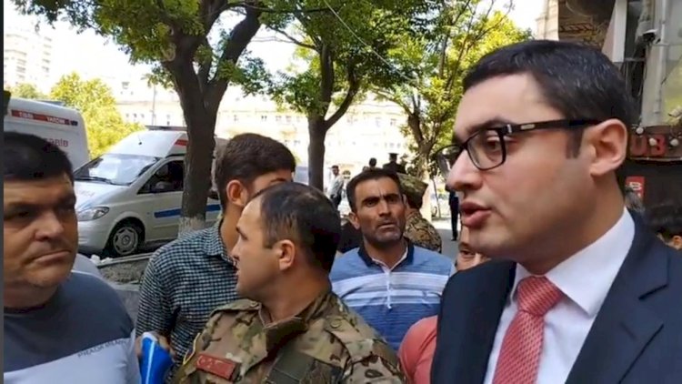    Qarabağ qaziləri nazirliyin qarşısında aksiya keçirir   