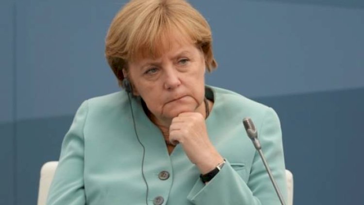    Merkel danışdı: “Ukrayna ilə həmrəyəm“   
