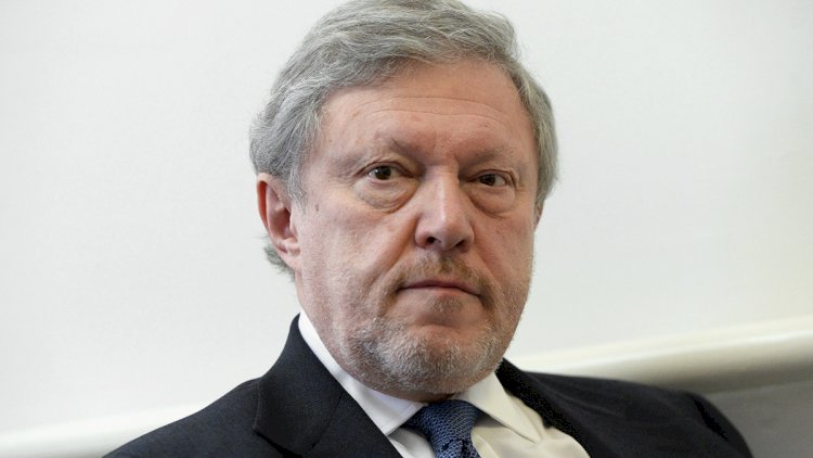    Qriqori Yavlinski Rusiyanı tərk etdi   