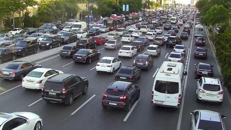   Paytaxtın bu yollarında sıxlıq var - SİYAHI   