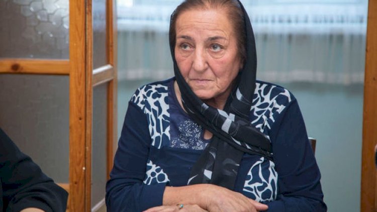    “O nazir şəhid ailələrinin qapısına piyada gəlməli idi” – Polad Həşimovun anası   