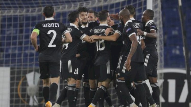    “Qarabağ” futbolçusu ilə yollarını ayırdı   