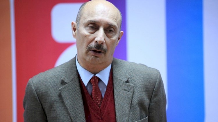    “Ona “cani”, ya da “qatil” deməyəsən, bəs nə deyəsən?!“   