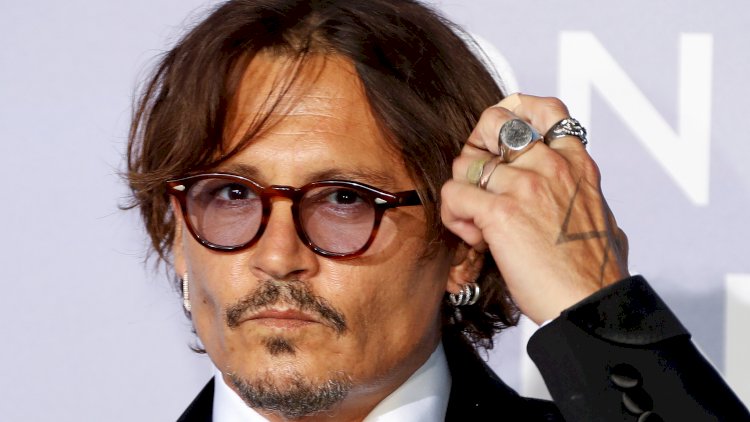    Conni Depp “TikTok“ hesabı açdı   