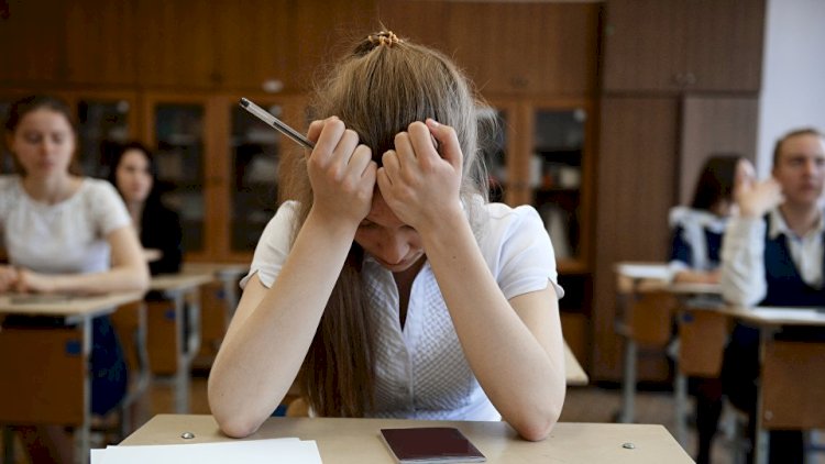    Ötən il  2 670 tələbə universitetlərdən qovulub   