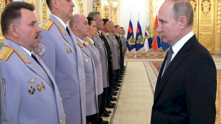    Putin generalları döydü - ŞOK İDDİA   