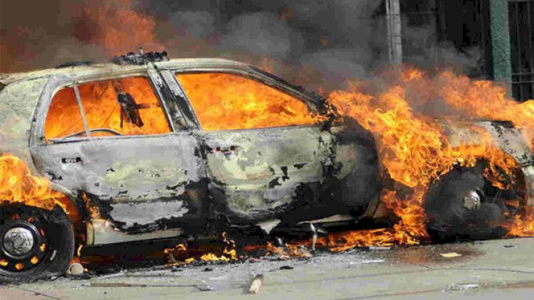    Bakıda “Opel” yandı   