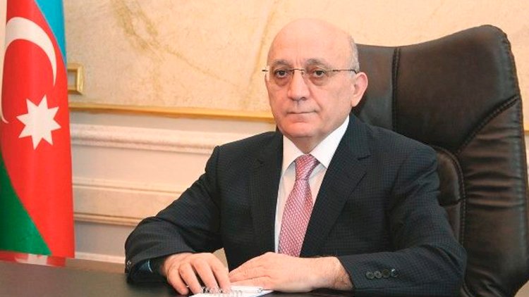    Mübariz Qurbanlının rəis müavini olan qardaşı oğlu yaşlı kişini döyüb?    