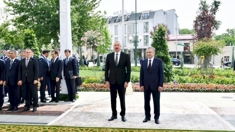    İlham Əliyev Xivədə “Nurullaboy” saray kompleksi ilə tanış oldu   