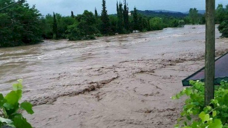    Nazirlikdən güclü sel və yağışla bağlı açıqlama   