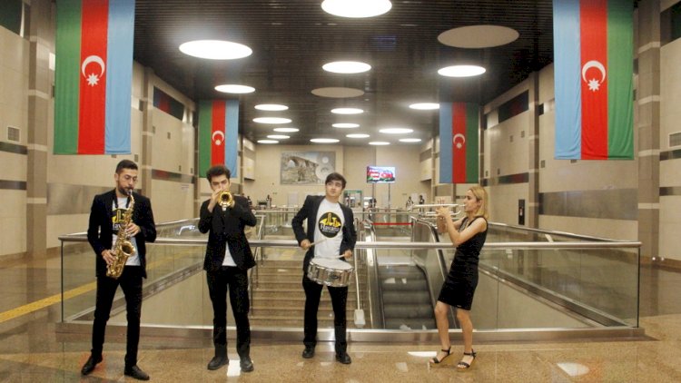    Bakı metrosunda musiqili fləşmob keçirildi - Fotolar   