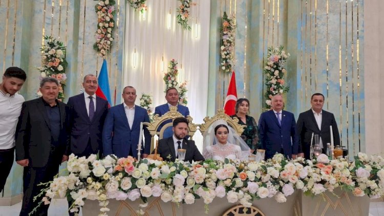    İcra başçısı şəhidin qardaşının toyunda - FOTOLAR   