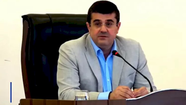    Araik Arutyunyan Laçından danışdı   