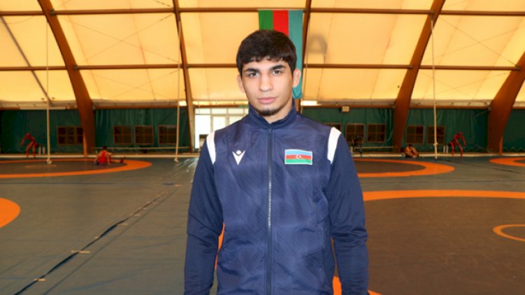    Ermənistan himnini dinləməyən güləşçimizin medalı əlindən alındı   