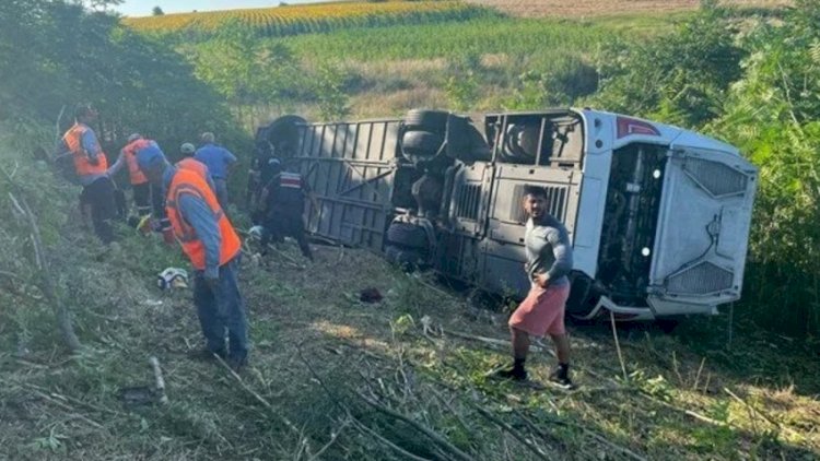    Türkiyədə avtobus aşdı: 6 nəfər öldü   