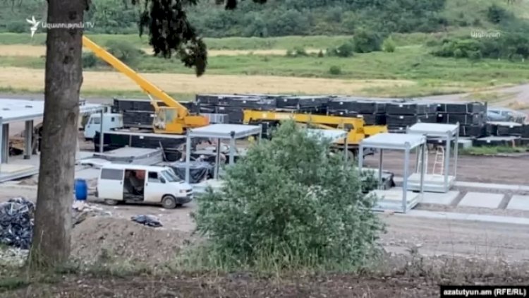    Rusiya Azərbaycanın 1 kilometrliyində hərbi baza tikir   