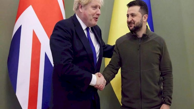    Zelenski Boris Consonla telefonla danışdı   