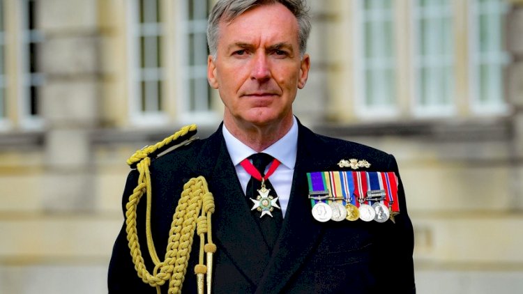    Böyük Britaniyanın Baş Qərargah rəisi Kiyevdə səfərdədir   