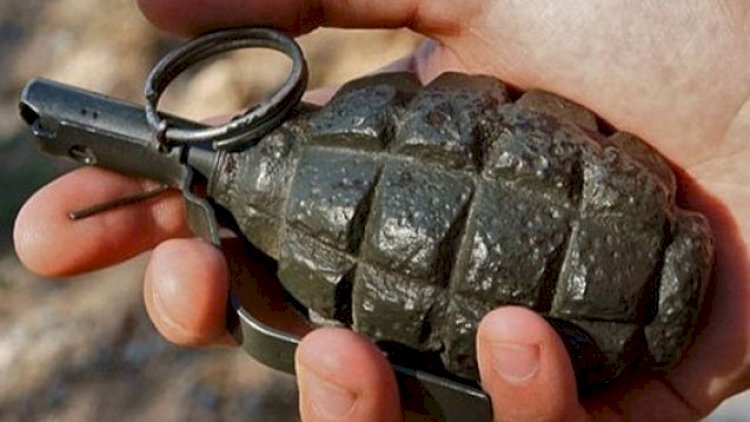    Bakıda kişi qardaşının həyətinə qumbara atdı,   evini partlatdı