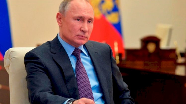    Putin müsəlmanları təbrik etdi   