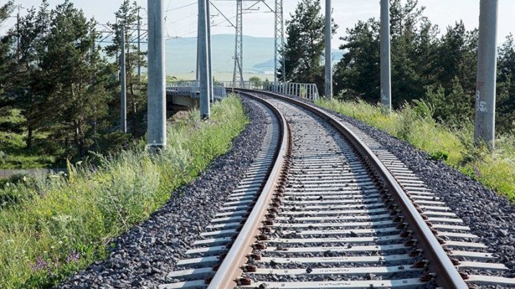    Gürcüstandan Azərbaycana gələn 3 vaqon aşdı   