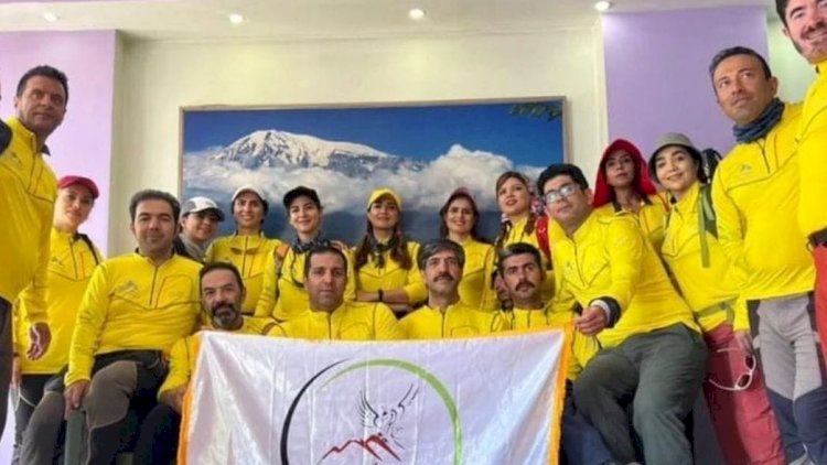    İranda avtobus aşdı: 2 alpinist öldü   
