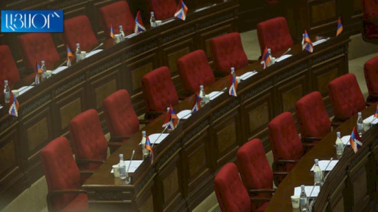    Sabah İrəvanda bir sıra müxalif deputatlar mandatdan məhrum ediləcək   