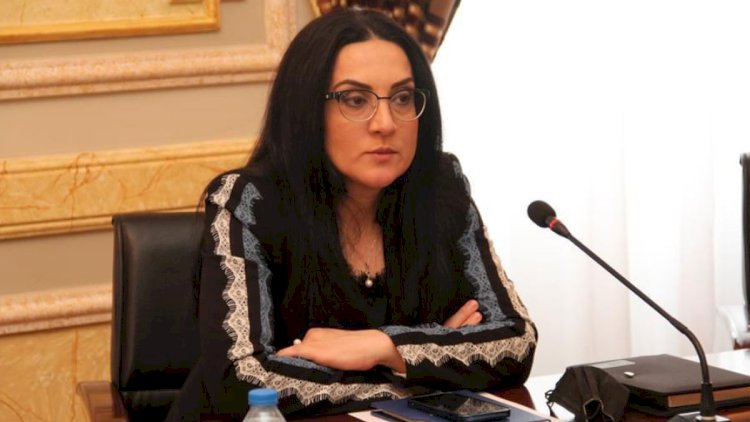    “Məmurların qazilərə yanaşması kökündən dəyişməlidir”   - Raquf Orucovun xanımı