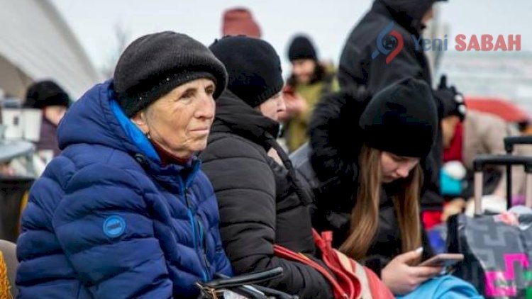    Yaponlar ukraynalı qaçqınlar üçün humanitar yük daşıyıb.   