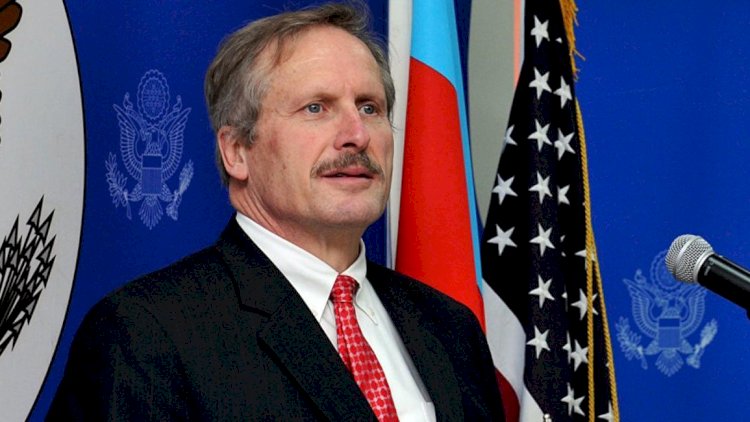    Amerikalı eks-səfir: “Azərbaycan həm Rusiya, həm də İranla ...”   