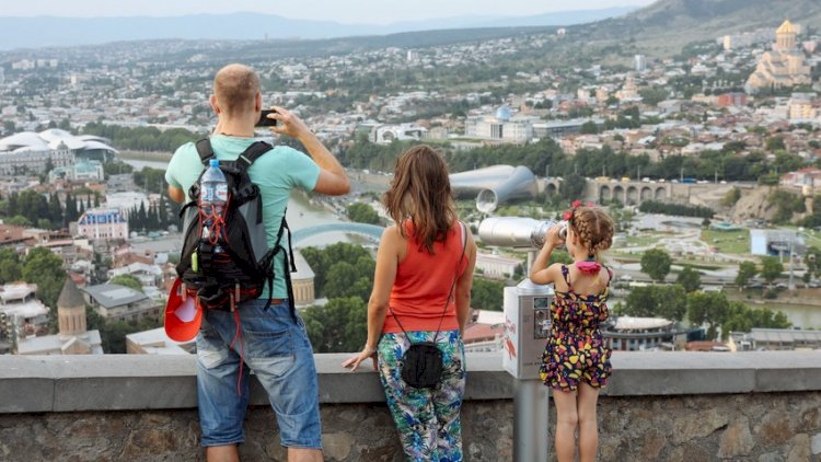    Gürcüstan 6 ayda azərbaycanlı turistlərdən 39 milyon dollar gəlir götürüb   
