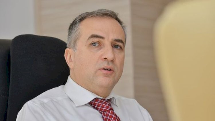   “Kim bunu deyirsə, siyasətdən başı çıxmır” –   Fərid Şəfiyev 