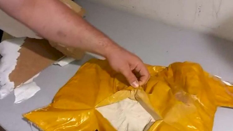    Azərbaycan gömrükçüləri Maldiv vətəndaşından 4 kiloqrama yaxın heroin götürdü    