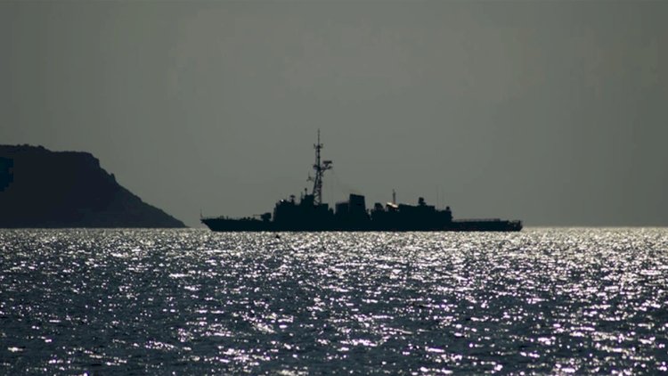    Çin donanmasının gəmisi Yaponiya sularına daxil oldu   